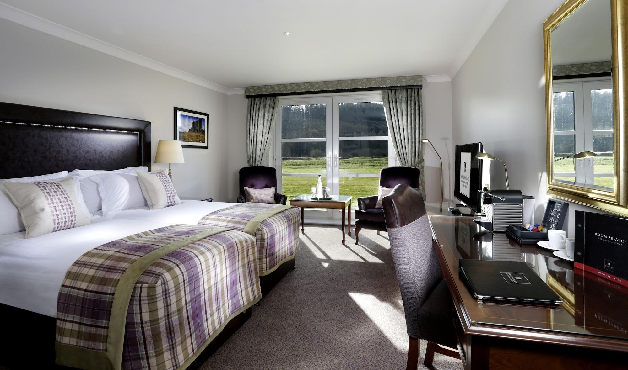 Macdonald Cardrona Hotel, Golf & Spa Peebles Eksteriør billede
