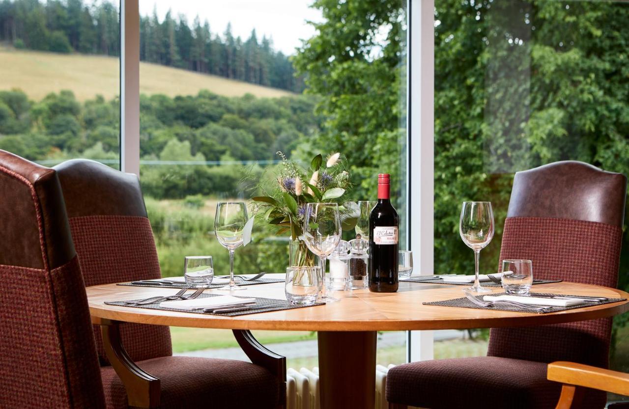 Macdonald Cardrona Hotel, Golf & Spa Peebles Eksteriør billede